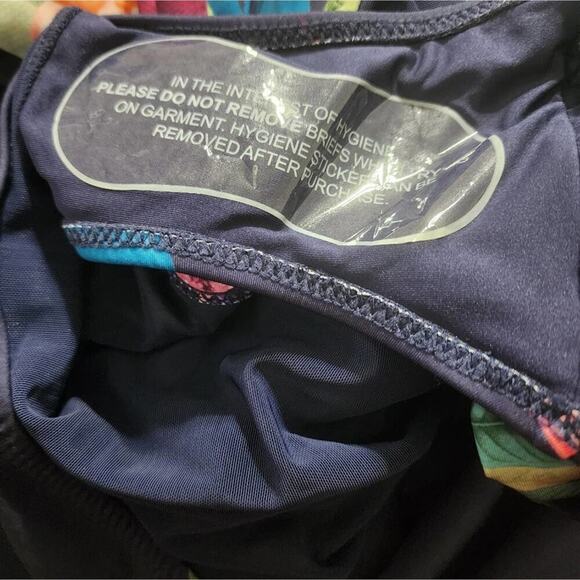 City Chic Elba Tropical Ruffle Off Shoulder One Piece Bathing Suit plus 22 24 2X - Picture 14 of 14